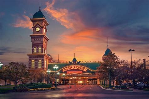 Casino Hotels in Kansas, USA .